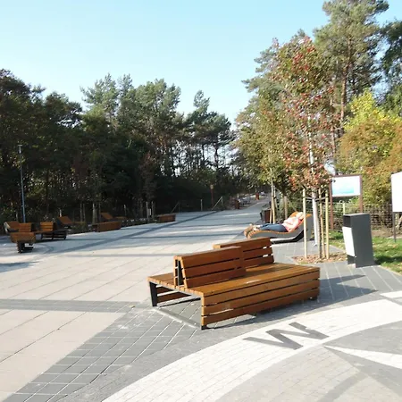 In Near Baltic Sea & Dom wakacyjny Dziwnówek